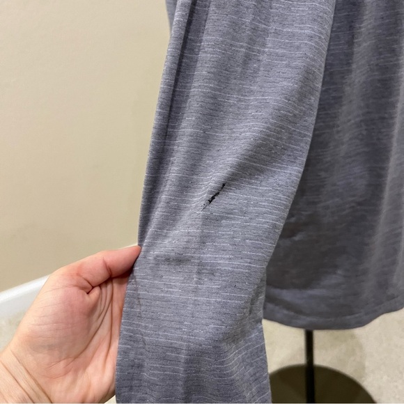 Travis Mathew 1/4 Zip Pullover Mens Size Large Performance Golf Lightweight Gray - Picture 5 of 14
